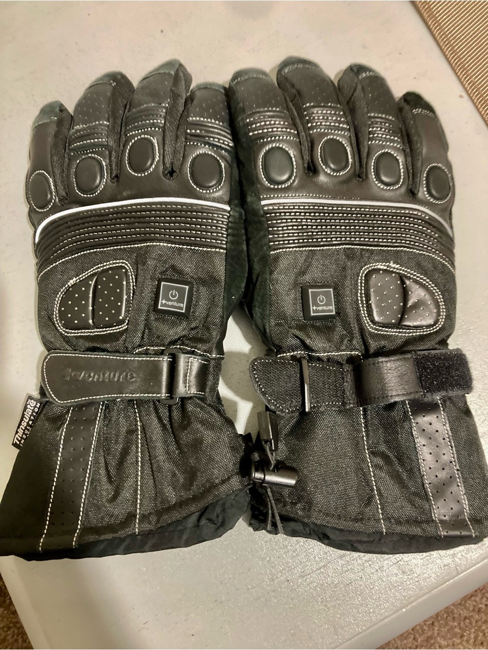 Black Heated Ski & Snowboard Gloves